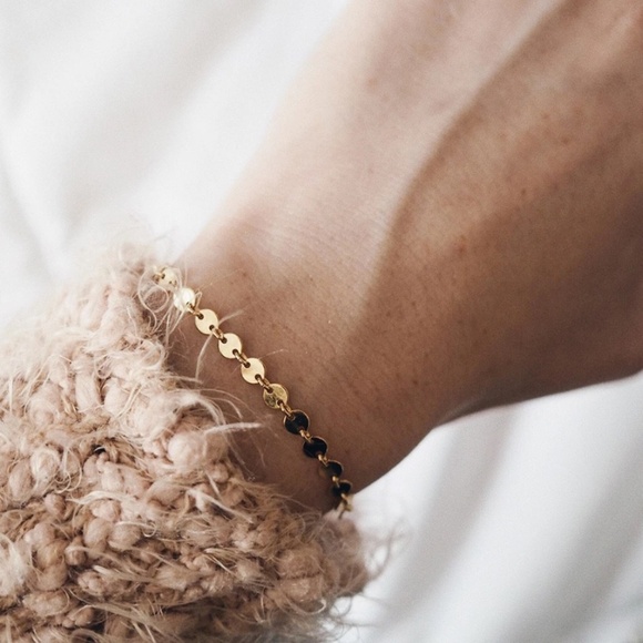 Dainty Dot Chain Link Bracelet - Picture 3 of 6